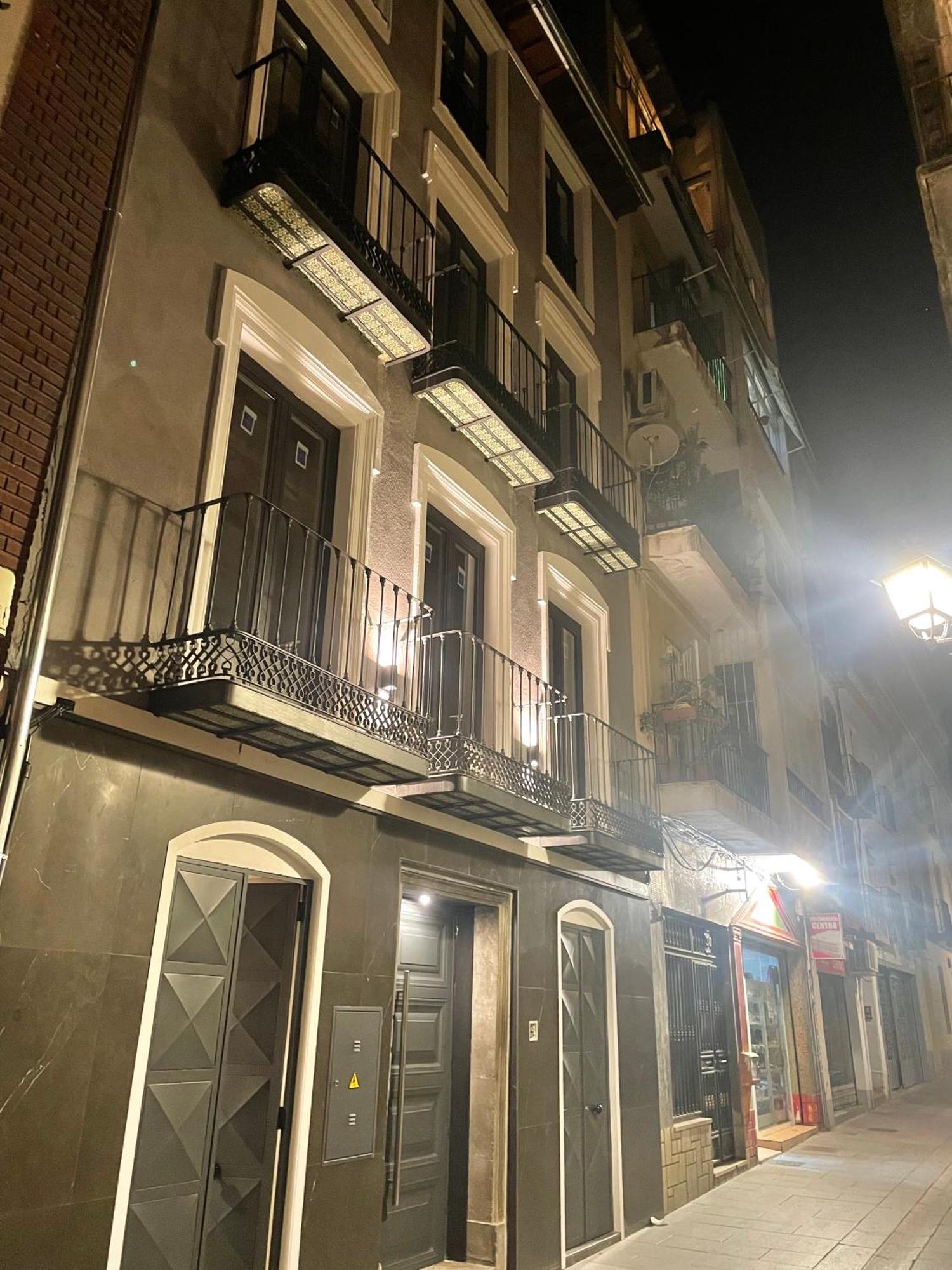 Apartamentos Anaya,1º,2º En Pleno Centro De Гранада Екстериор снимка